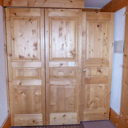 Le Bristol C48 Apartman